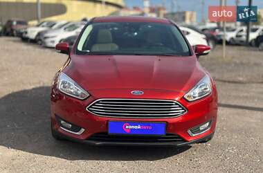 Седан Ford Focus 2018 в 