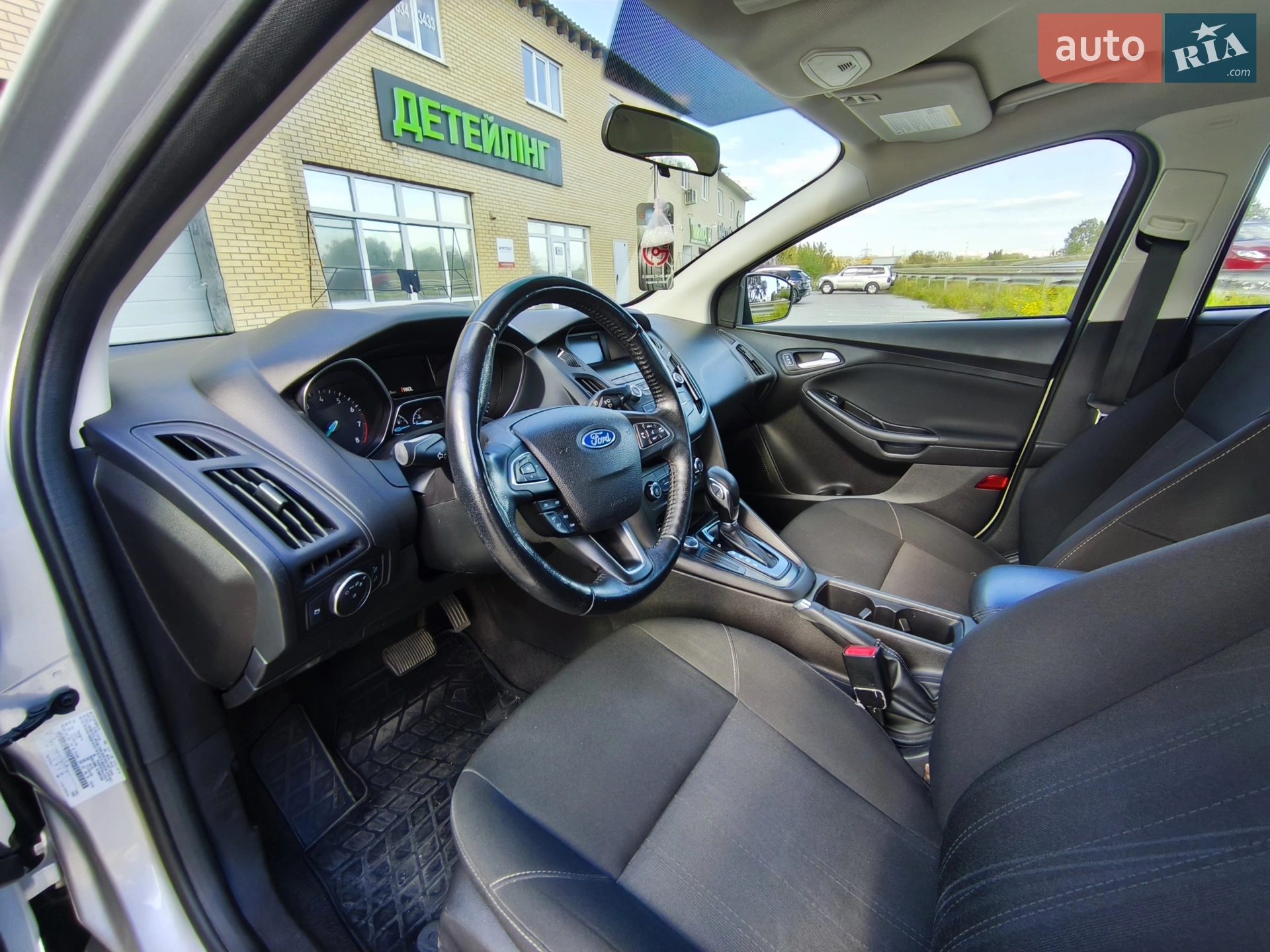 2017 Ford Focus - мініатюра 10