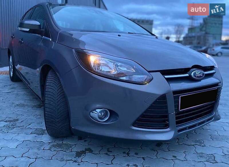 Хэтчбек Ford Focus 2011 в Львове