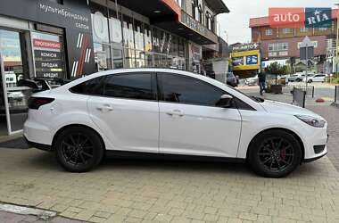 Седан Ford Focus 2017 в 