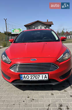 Седан Ford Focus 2015 в Мукачевому