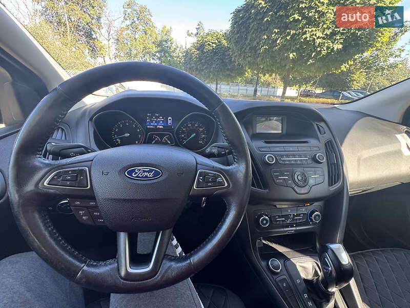 Седан Ford Focus 2015 в Івано-Франківську
