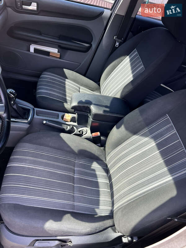 Хетчбек Ford Focus 2011 в Києві