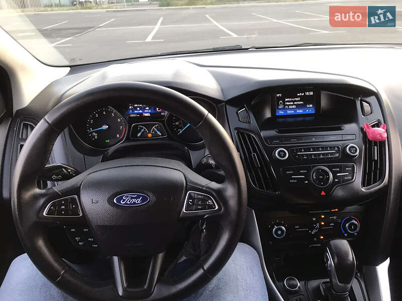 Седан Ford Focus 2017 в Броварах фото 2 Седан Ford Focus 2017 в Броварах