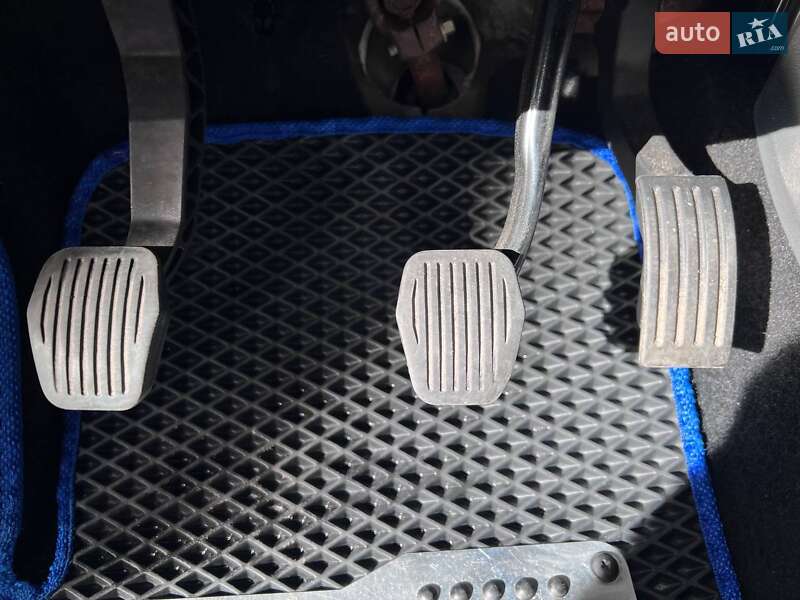 Универсал Ford Focus 2006 в Житомире фото 37 Универсал Ford Focus 2006 в Житомире