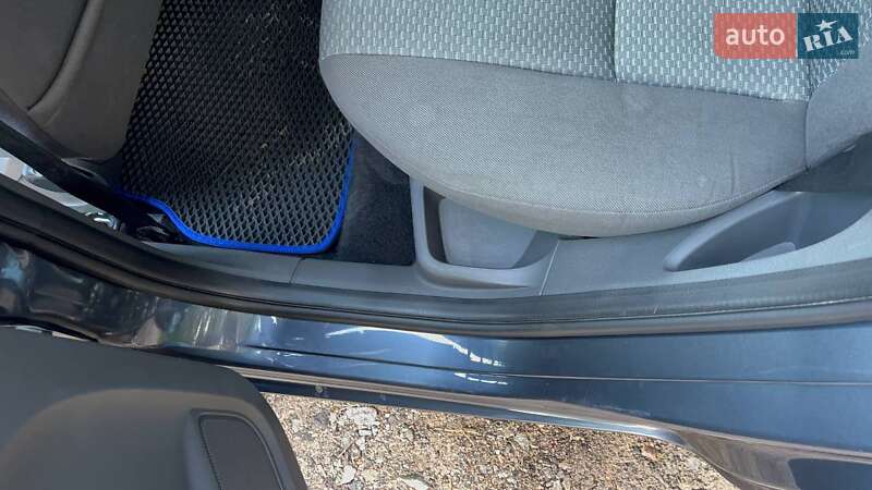 Универсал Ford Focus 2006 в Житомире фото 48 Универсал Ford Focus 2006 в Житомире