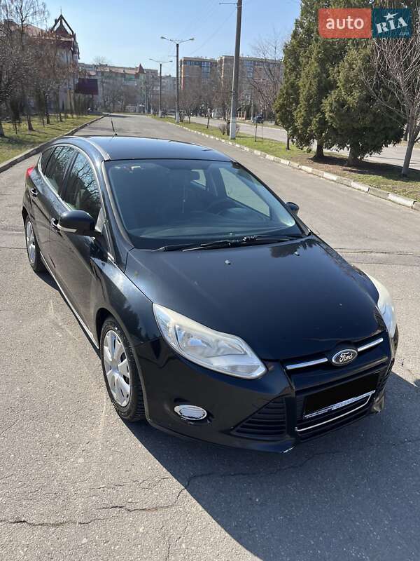 Хэтчбек Ford Focus 2012 в Калуше фото 2 Хэтчбек Ford Focus 2012 в Калуше