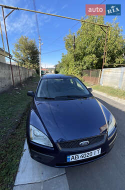 Хетчбек Ford Focus 2006 в Могилів-Подільському