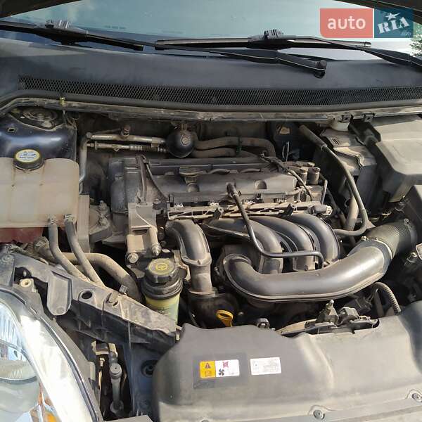 Хэтчбек Ford Focus 2011 в Львове