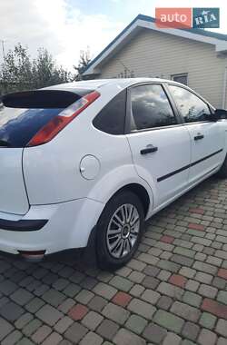 Хетчбек Ford Focus 2007 в 