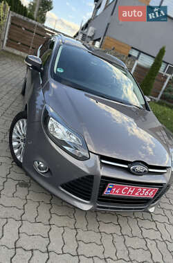 Универсал Ford Focus 2012 в 