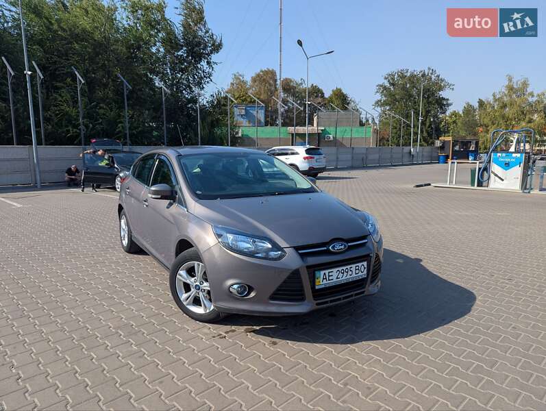 Хэтчбек Ford Focus 2013 в Кривом Роге фото 21 Хэтчбек Ford Focus 2013 в Кривом Роге