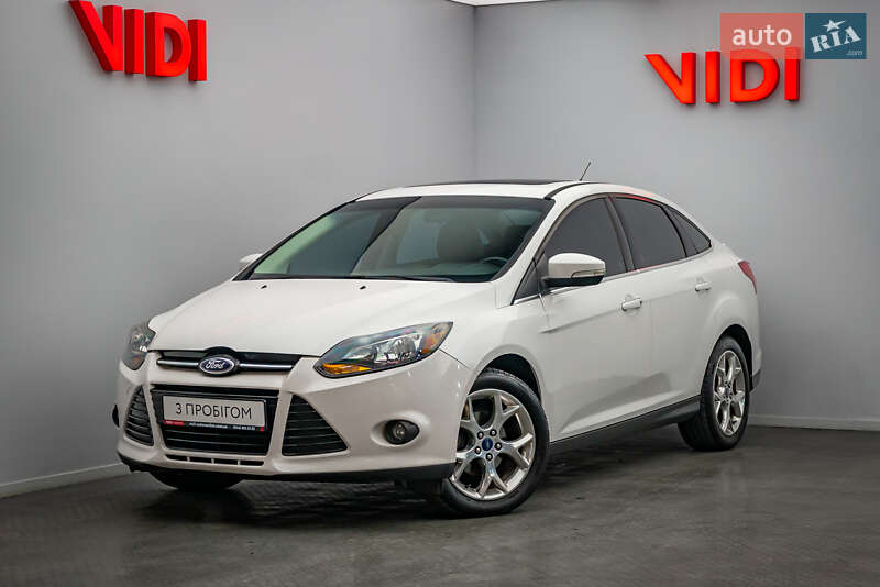 Седан Ford Focus 2014 в 