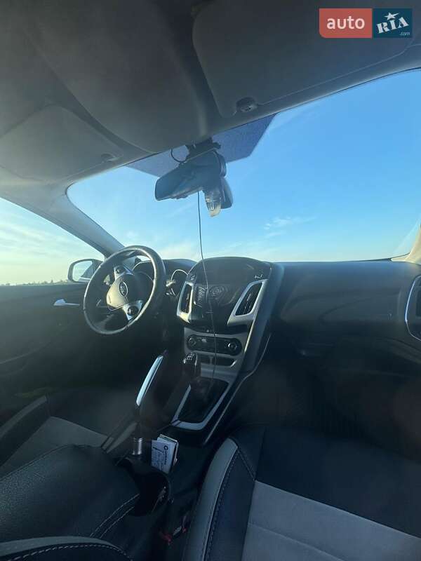 Седан Ford Focus 2011 в Ракитном фото 3 Седан Ford Focus 2011 в Ракитном