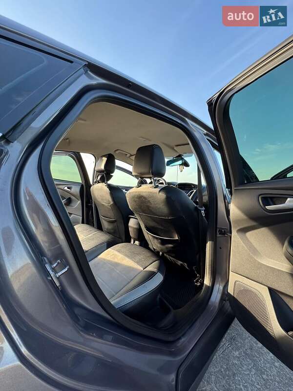 Седан Ford Focus 2011 в Ракитном фото 16 Седан Ford Focus 2011 в Ракитном