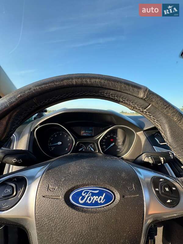 Седан Ford Focus 2011 в Ракитном фото 24 Седан Ford Focus 2011 в Ракитном