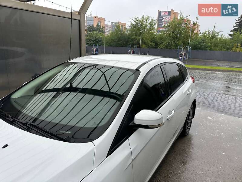 Хэтчбек Ford Focus 2014 в Днепре фото 2 Хэтчбек Ford Focus 2014 в Днепре