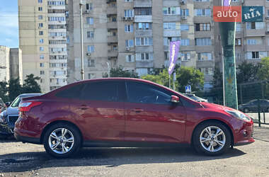 Седан Ford Focus 2014 в 
