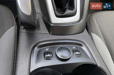 Седан Ford Focus 2013 в 