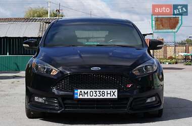 Хэтчбек Ford Focus 2017 в 