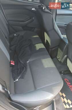 Седан Ford Focus 2012 в 