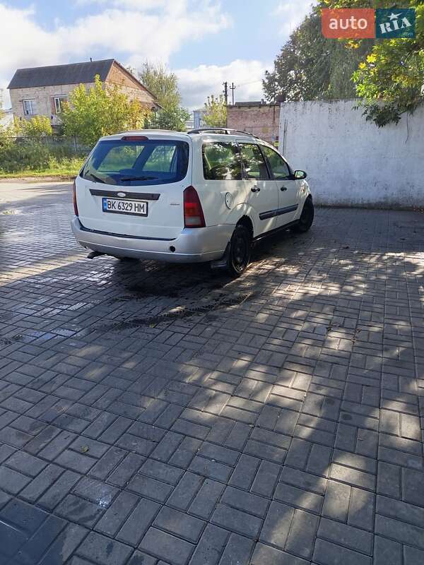 Универсал Ford Focus 1999 в Здолбунове