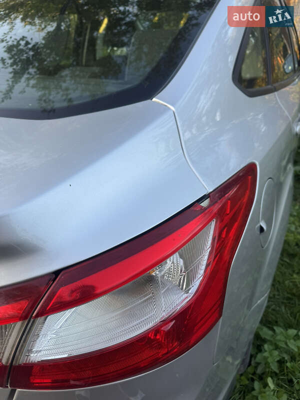 Седан Ford Focus 2012 в Шептицькому