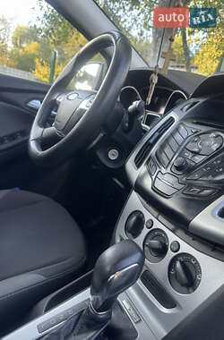 Седан Ford Focus 2012 в 