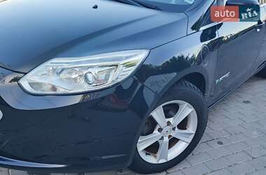 Хэтчбек Ford Focus 2013 в 