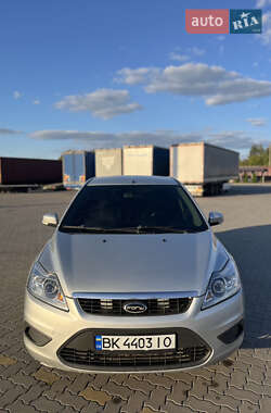 Универсал Ford Focus 2008 в Сарнах