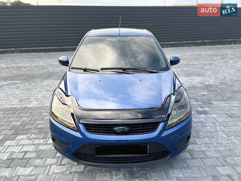 Хэтчбек Ford Focus 2008 в Каменец-Подольском