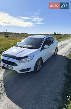 Седан Ford Focus 2016 в 