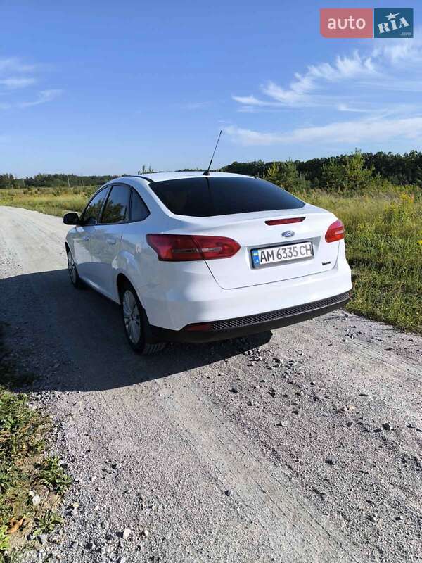 Седан Ford Focus 2016 в Житомире фото 10 Седан Ford Focus 2016 в Житомире