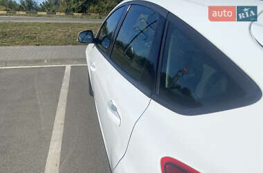 Хэтчбек Ford Focus 2013 в 