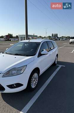 Универсал Ford Focus 2010 в 