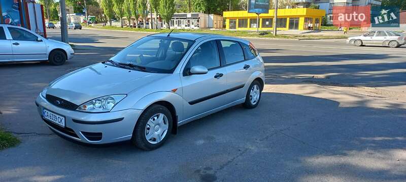 Хэтчбек Ford Focus 2002 в Черкассах фото 5 Хэтчбек Ford Focus 2002 в Черкассах
