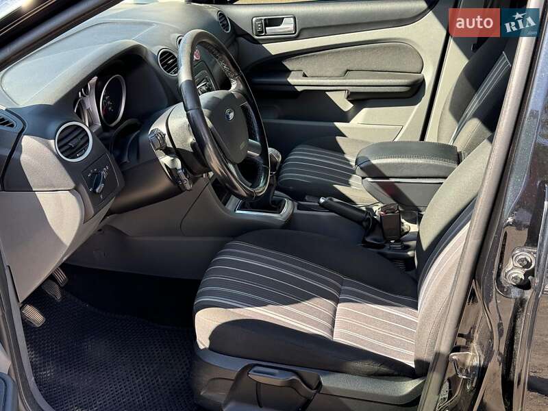 Универсал Ford Focus 2010 в Виннице