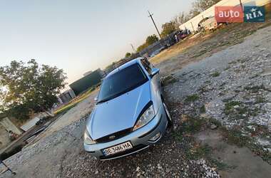 Хэтчбек Ford Focus 2004 в 