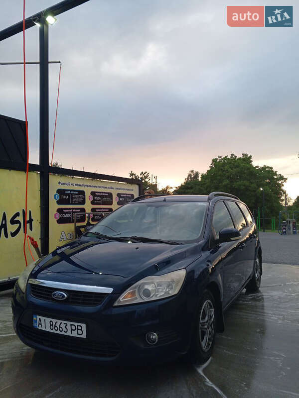 Седан Ford Focus 2010 в Фастове