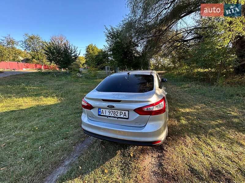 Седан Ford Focus 2014 в Мироновке фото 13 Седан Ford Focus 2014 в Мироновке