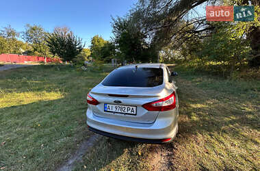 Седан Ford Focus 2014 в 