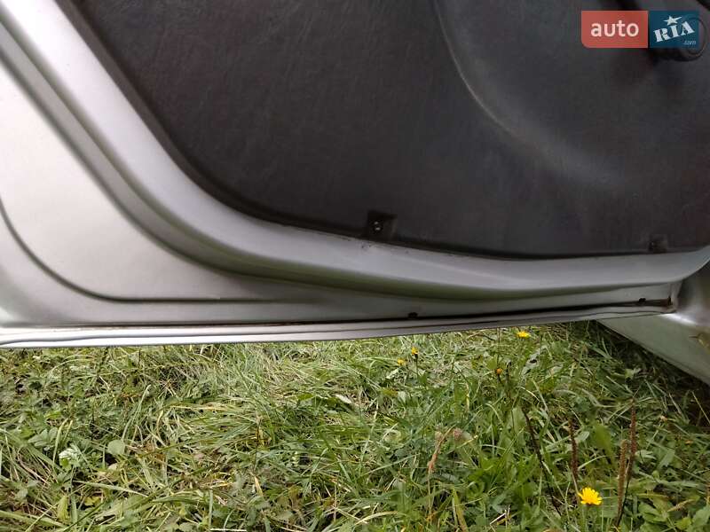 Универсал Ford Focus 2003 в Новояворовске