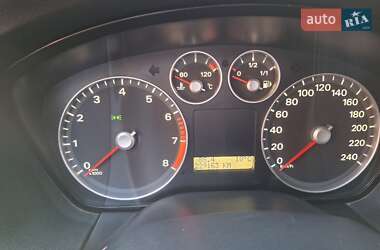 Хэтчбек Ford Focus 2007 в Бурыни