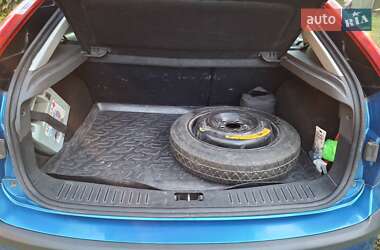 Хэтчбек Ford Focus 2007 в Бурыни