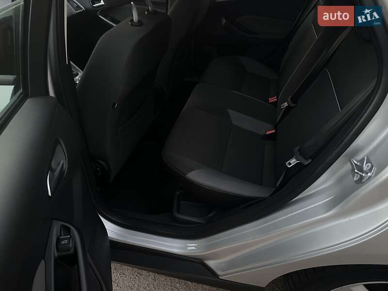 Универсал Ford Focus 2011 в Коростене