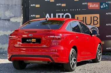 Седан Ford Focus 2016 в 