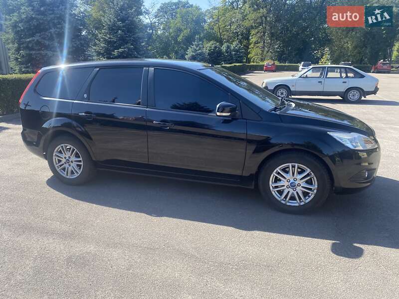 Универсал Ford Focus 2008 в Каменском