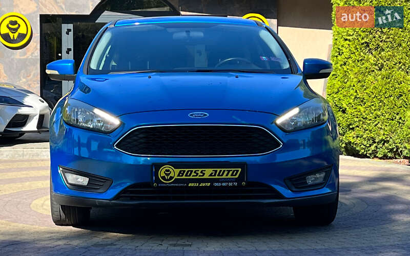 Хэтчбек Ford Focus 2015 в Львове