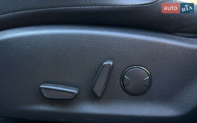Хэтчбек Ford Focus 2015 в Львове