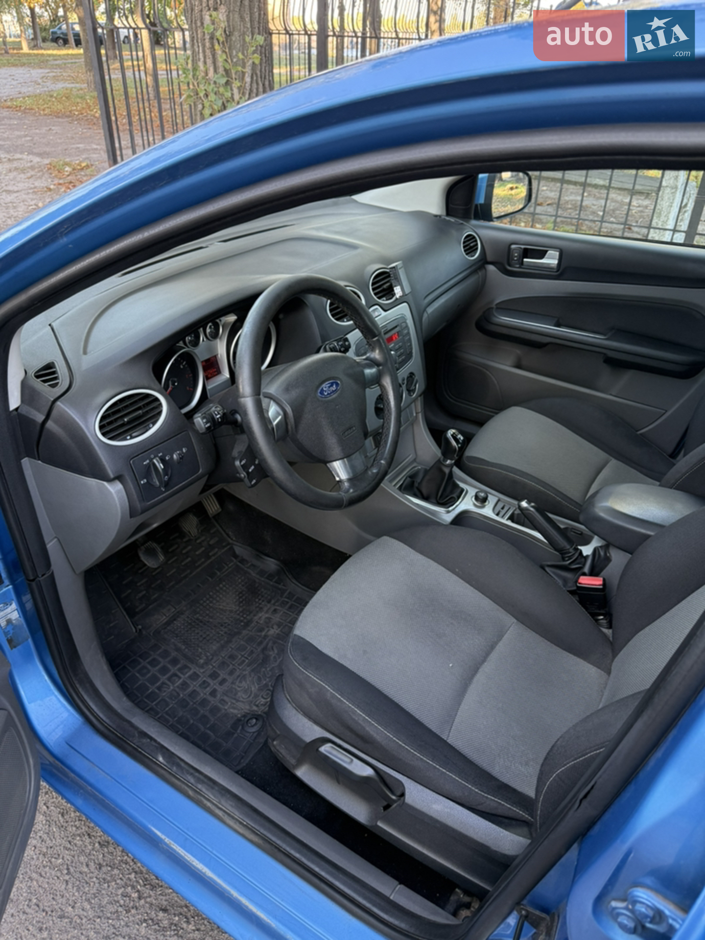 2010 Ford Focus - мініатюра 7